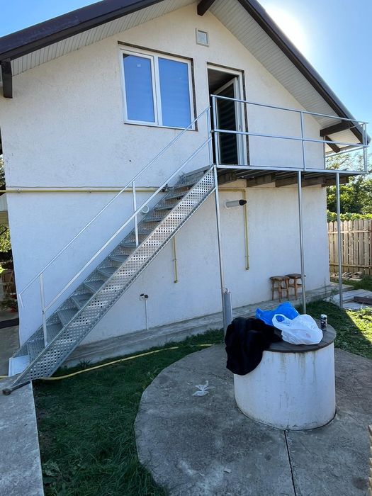 Scari metalice zincate