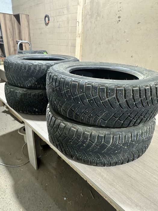 Продам шины Michelin 195/60/15