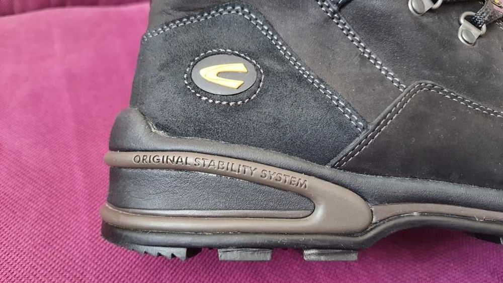 Ghete piele, imblanite de la CAMEL Active Nepal Goretex marimea 46