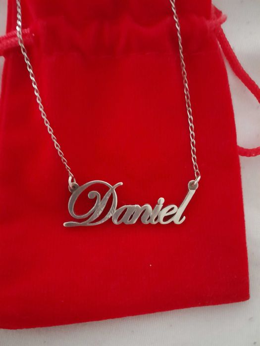 Сребърно колие с име ,,Daniel''