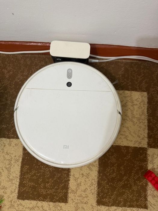 Робот пылесос от ком/ ксиоми