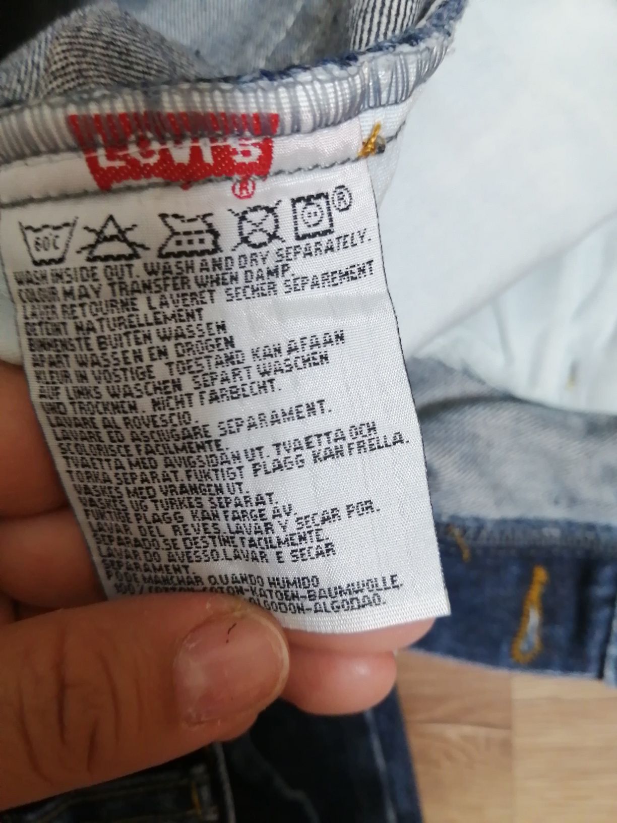 Фирменные джинсы Levis 501
