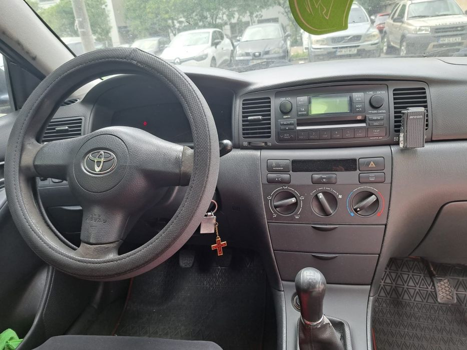 Vând Toyota Corola