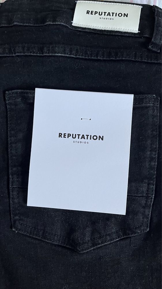 Blugi Reputation Studios Black