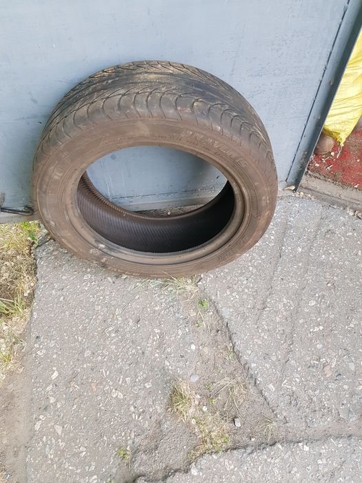 Срочно продам колесо на легковой автомобиль б/у
