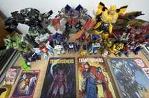 Vand colectie de figurine Transformers
