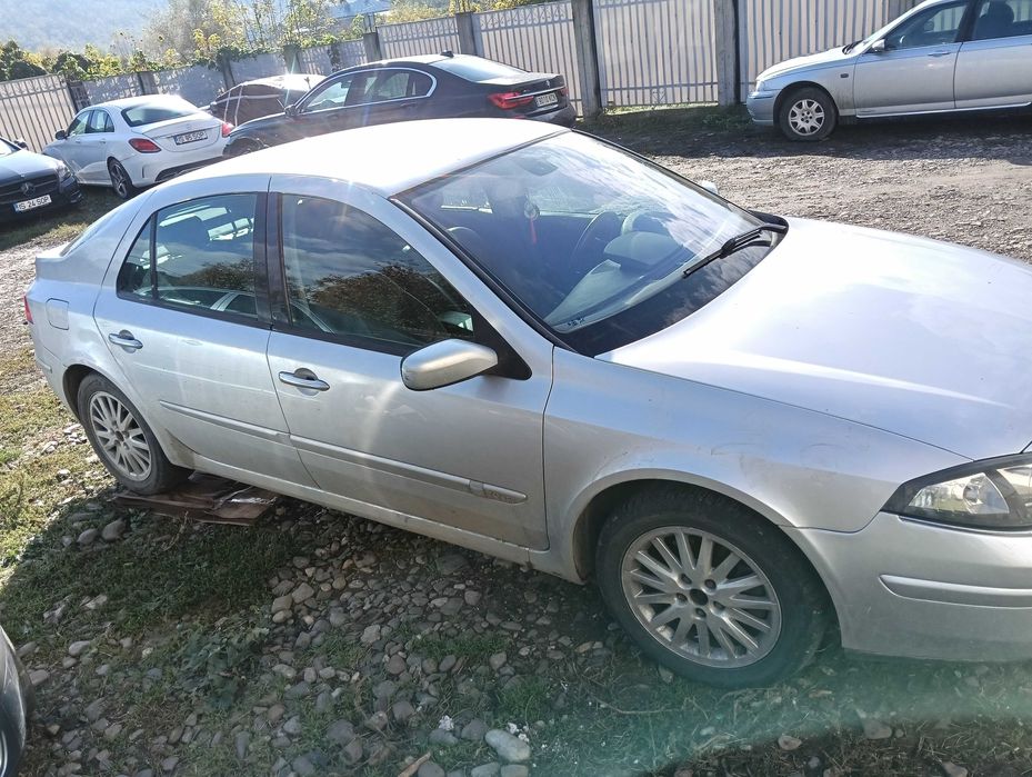 Vând Reno Laguna urgent