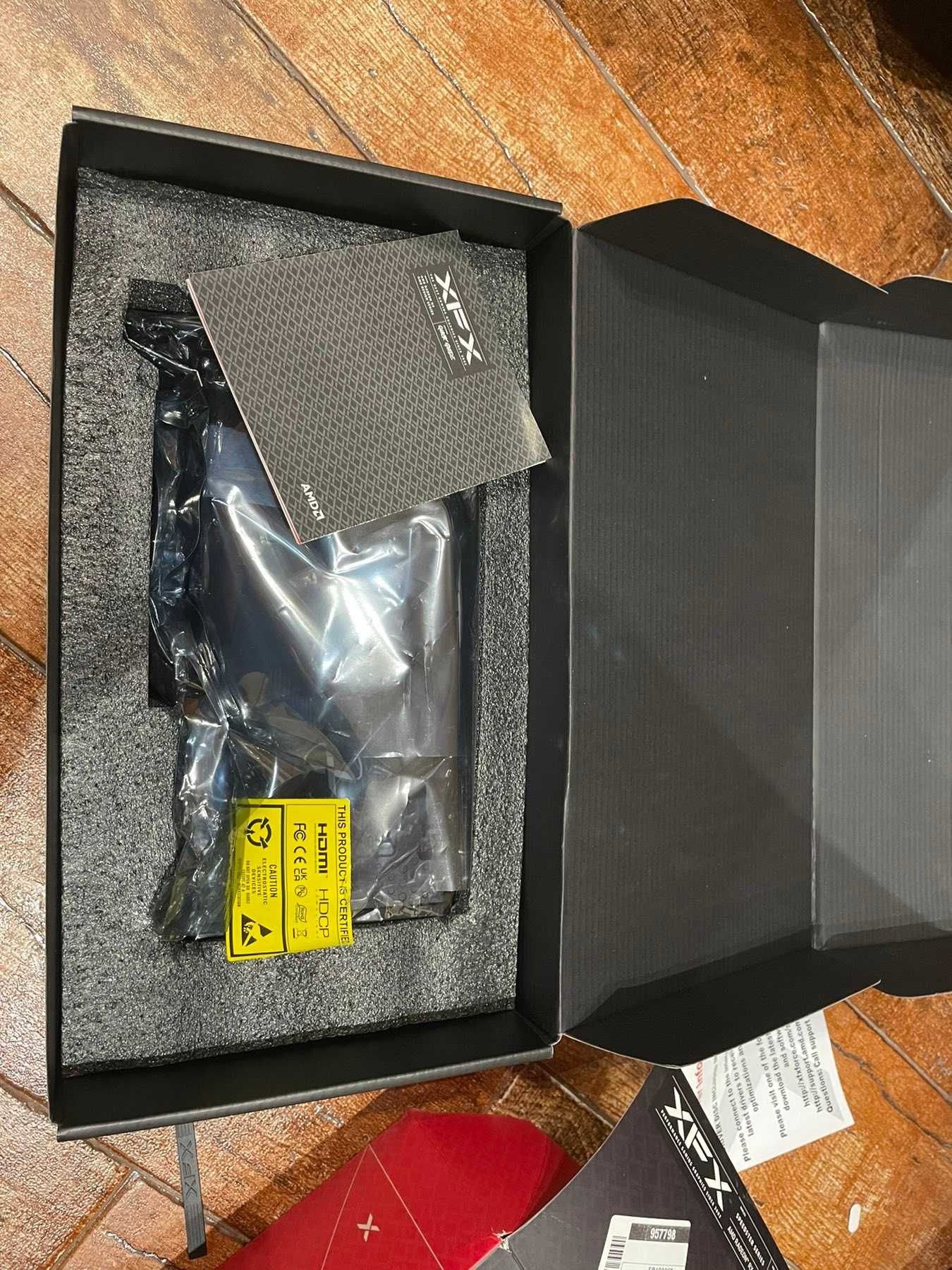 Видео карта XFX Speedster SWFT 210 AMD Radeon RX 6600 XT Core Gaming