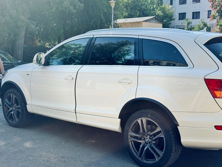 Audi Q7 Quattro 2009 S line