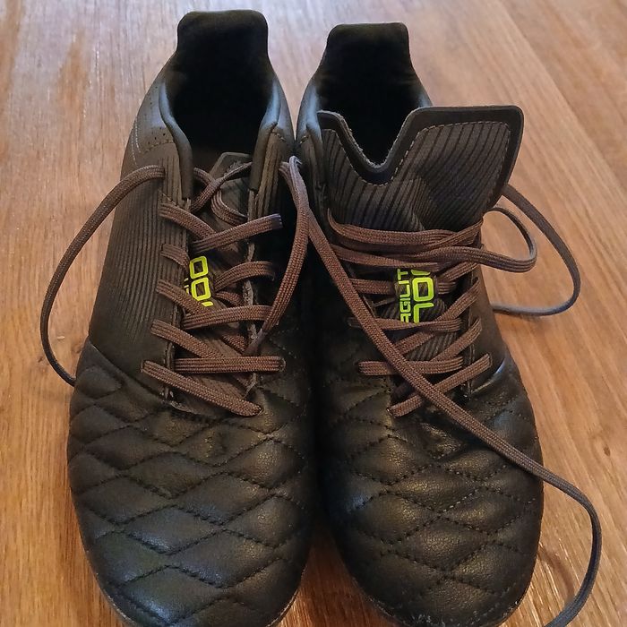 Футболни обувки Kipsta