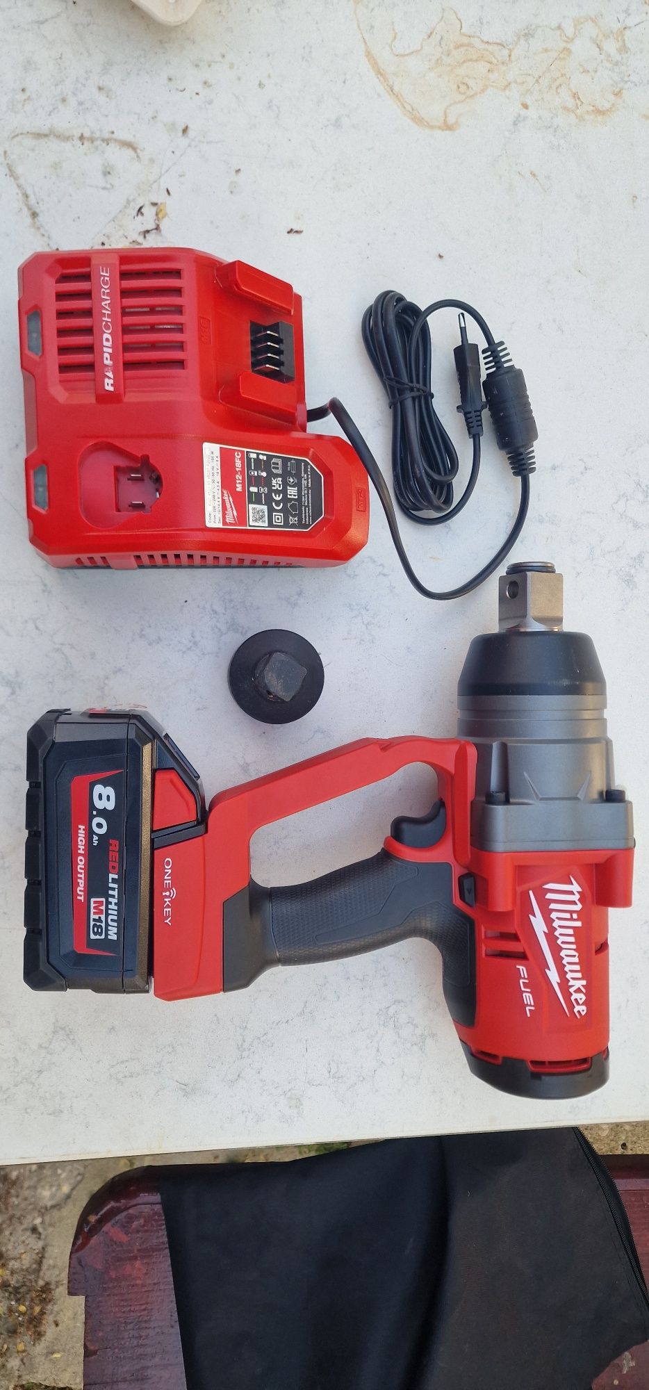 Акумулаторен ударен гайковерт MILWAUKEE M18 ONEFHIWF1