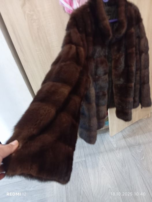 Шуба норка натуральная продам срочно