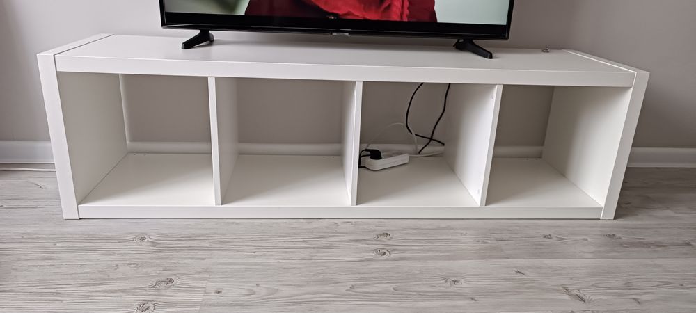 Продаю подставку для телевизора, в отличном состоянии, настоящая ИКЕЯ