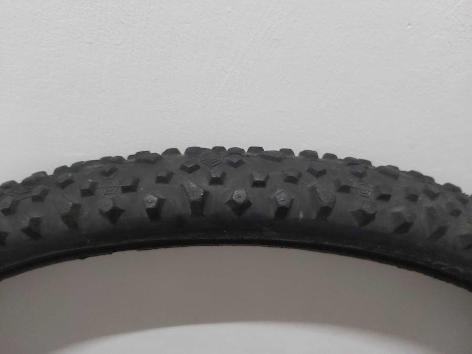 Cauciuc bicicleta Continental Vertical 26" balon 2.30 + bonus o camera