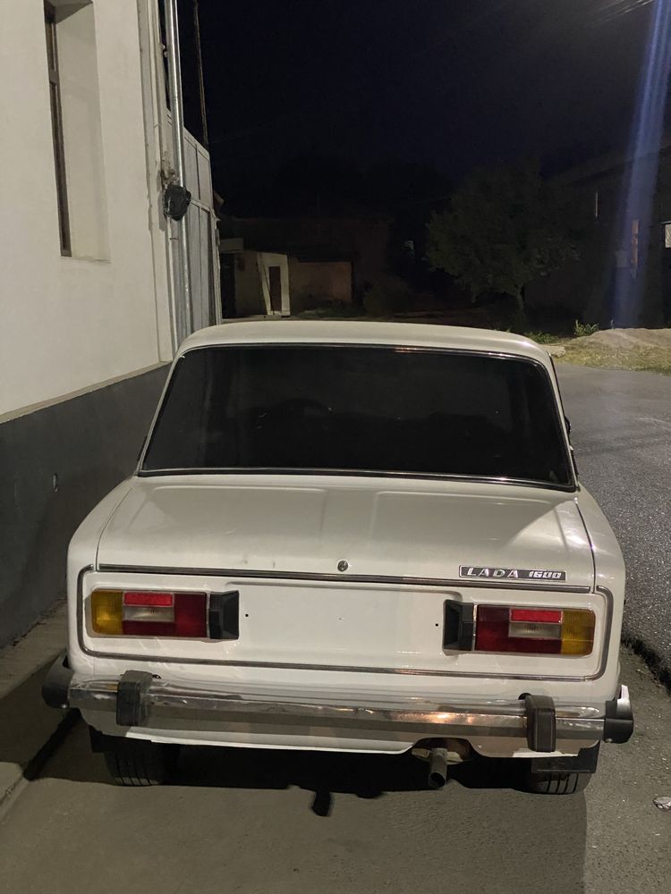 Vaz 2106 sotiladi