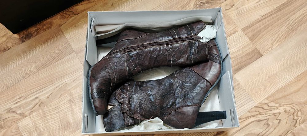 Елегантни Боти от естествена кожа цвят кафяв Нови Номер 38