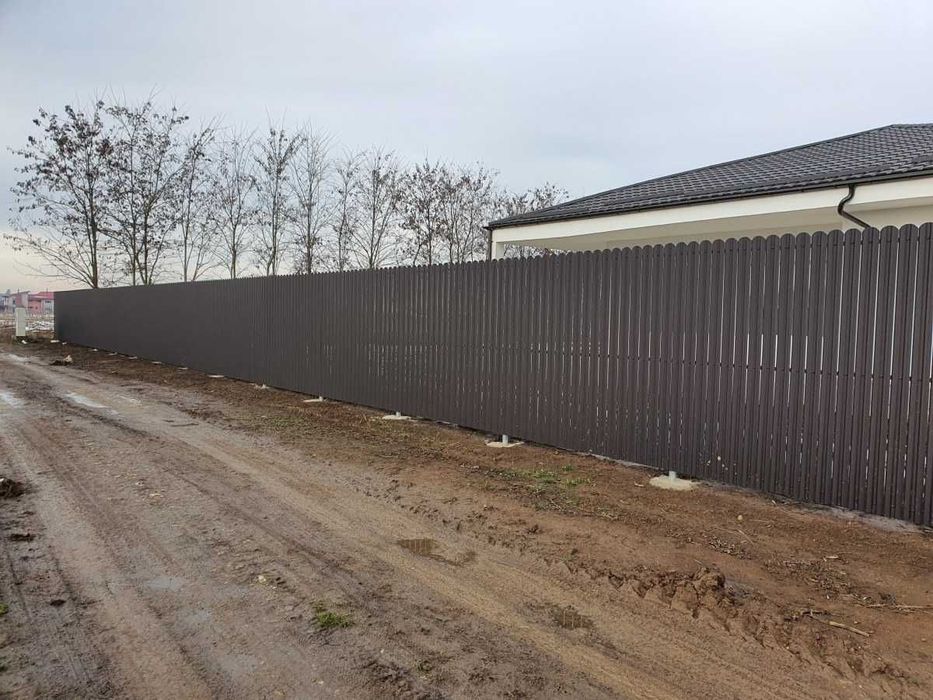 Construim garduri din sipca metalica, tabla cutata, plasa bordurata