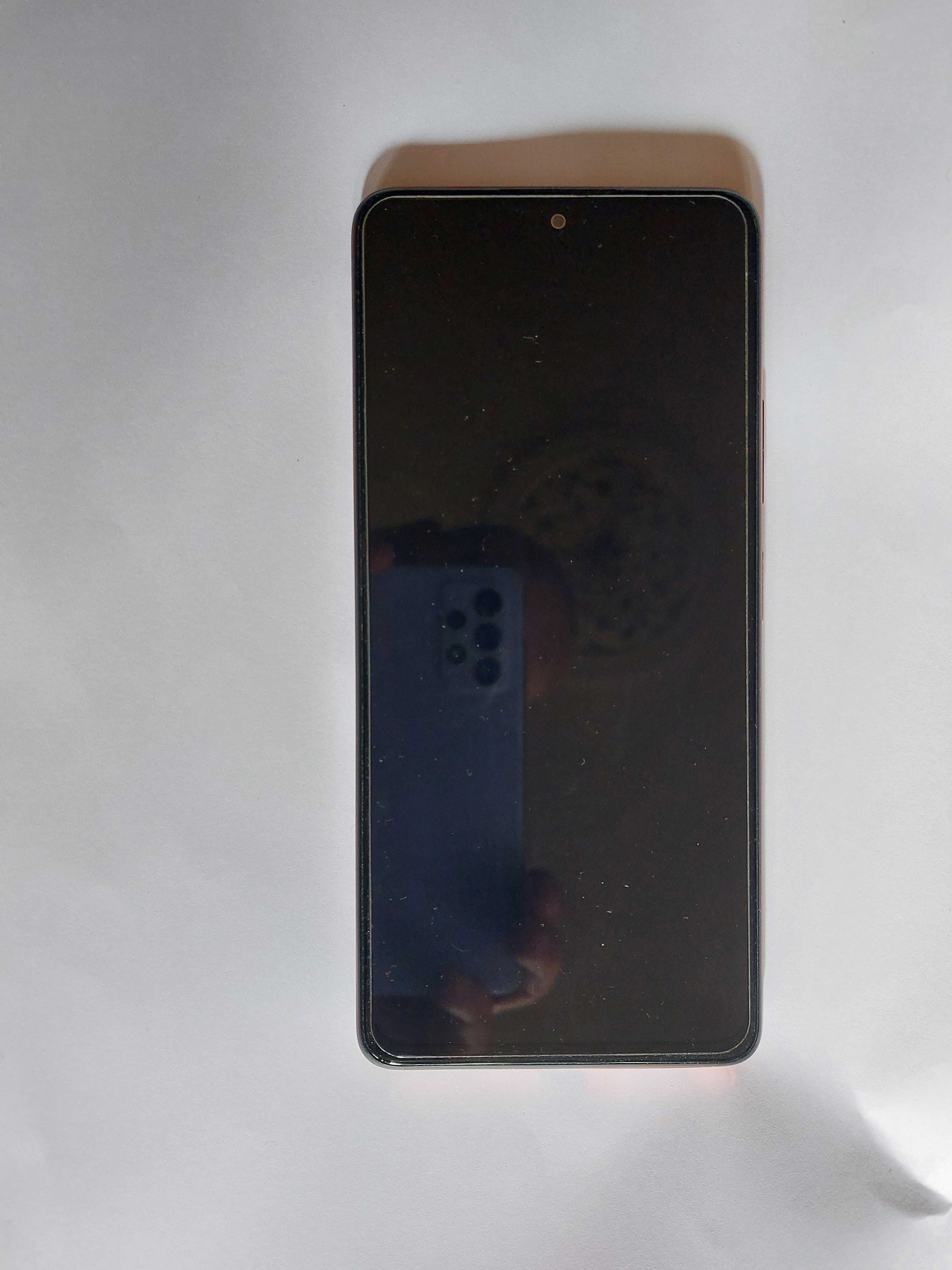 Продавам Xiaomi redmi note 10 pro 128gb gold