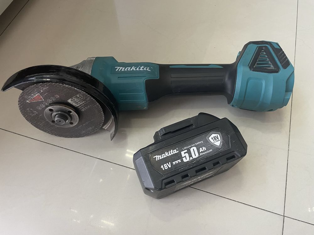 Ъглошлайф Makita DGA517