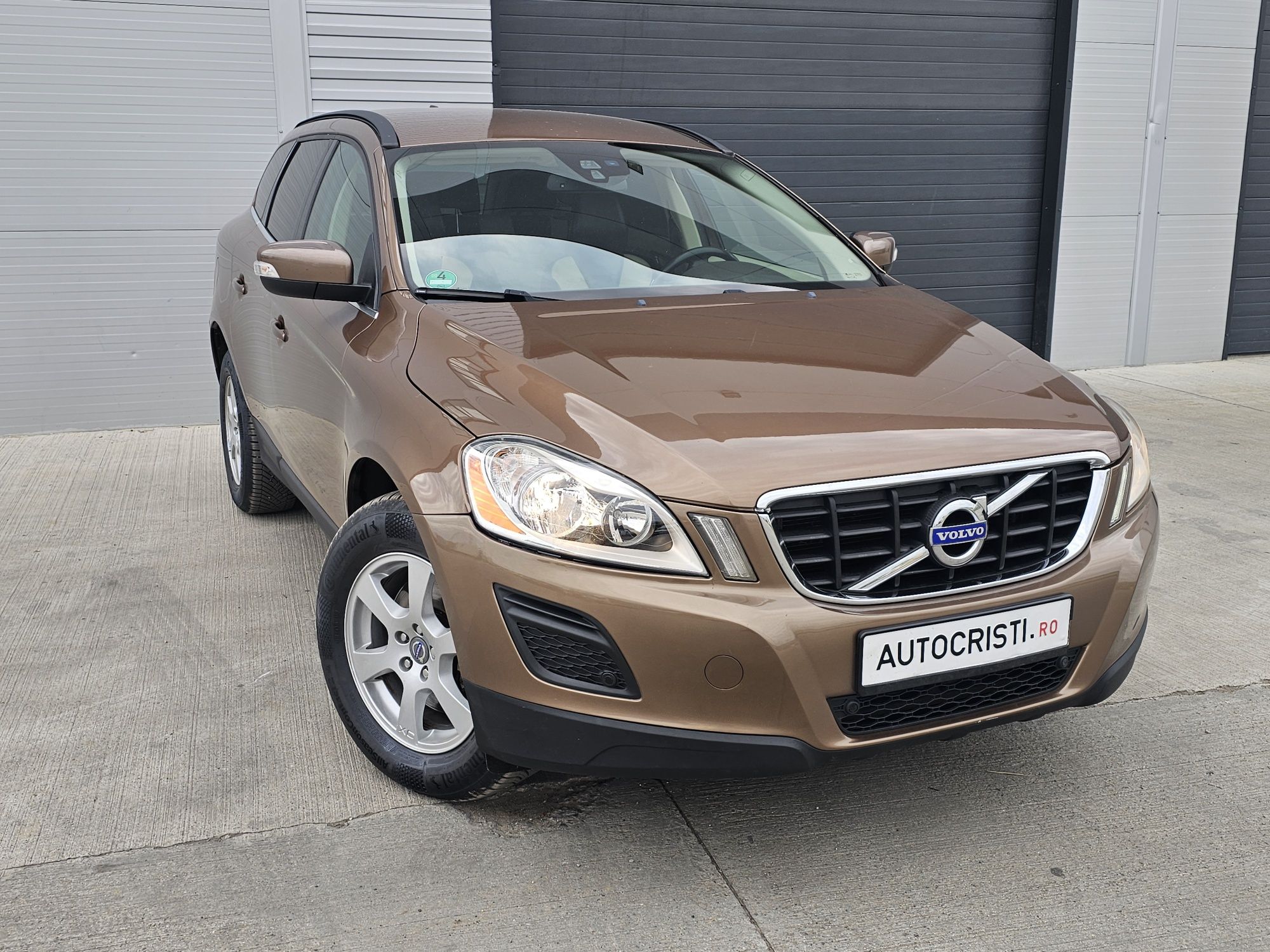 Volvo XC60,2.4 Diesel,4x4,Navi,215CP,Navi,Senzori,Piele,Posibil Rate *