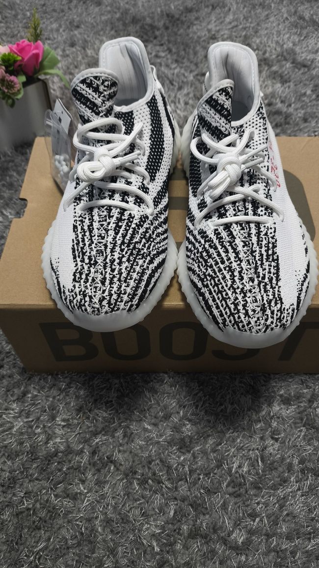 Yeezy Boost 350 V2 "Zebra" , adidas, nike