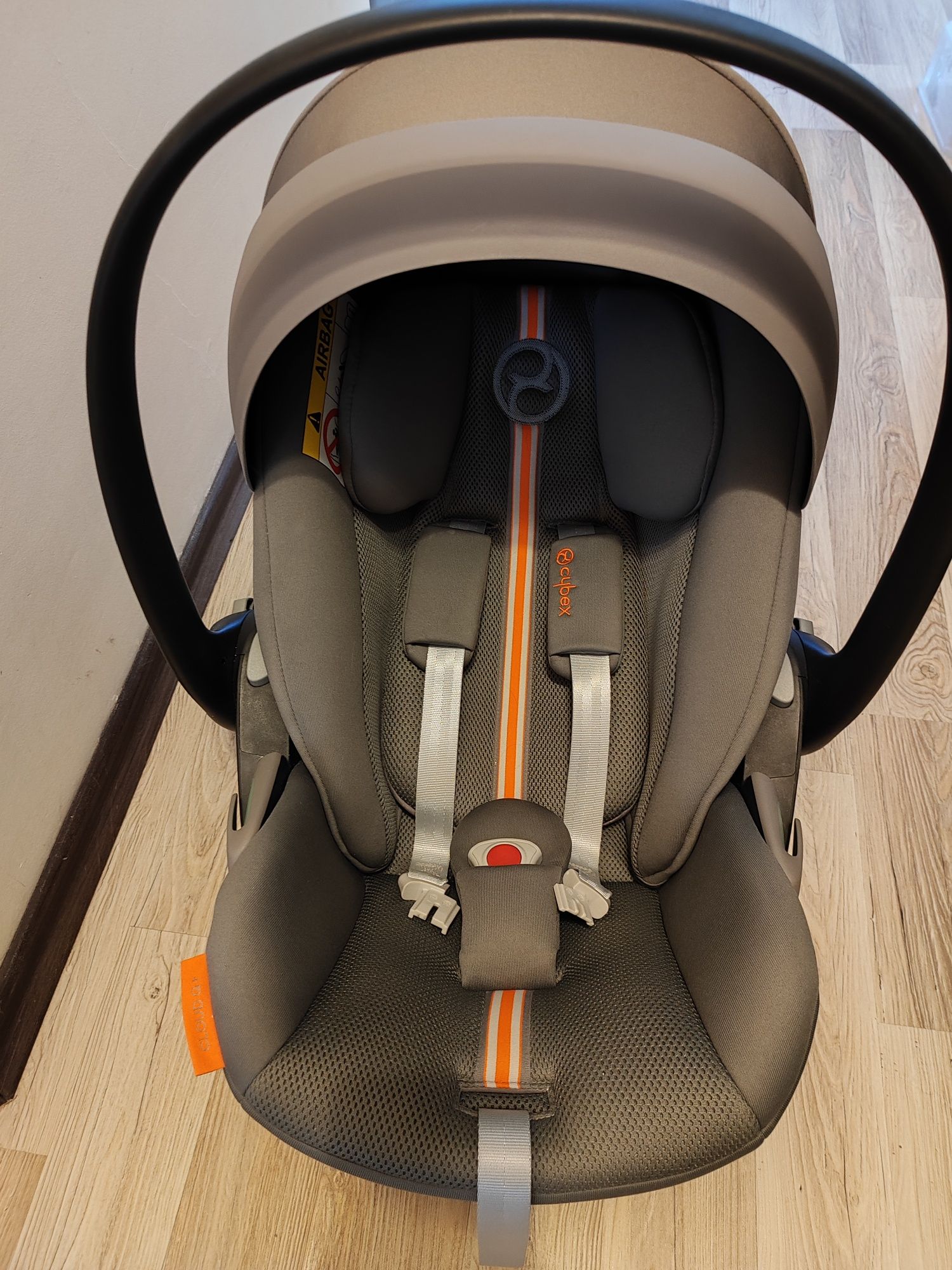 Детско столче за кола Cybex Cloud G Plus i-Size Lava Grey