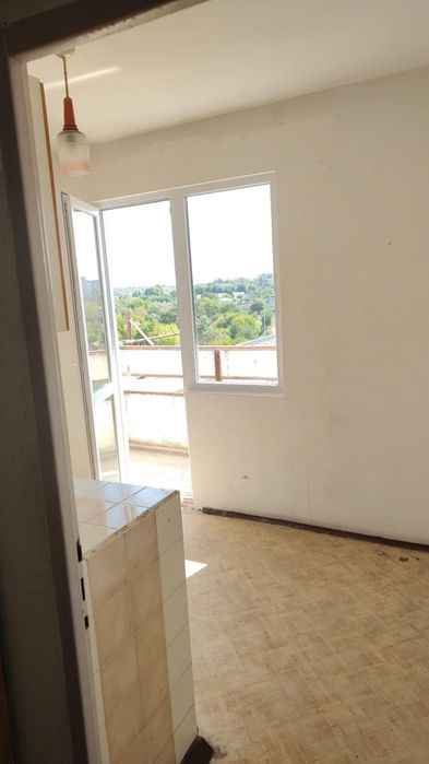 Продава се Двустаен апартамент в Харманли - 65 кв.м за 691 €/кв.м - Снимка #1