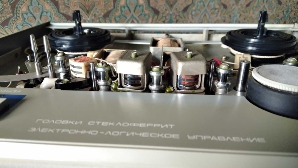 Magnetofon Rostov 112