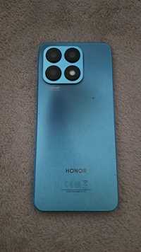 Vând Honor x8a albastru 
Nou folosit 2 luni 
Pata depe ecran este dela