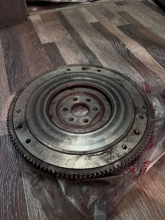 Продается маховик на ладу гранту