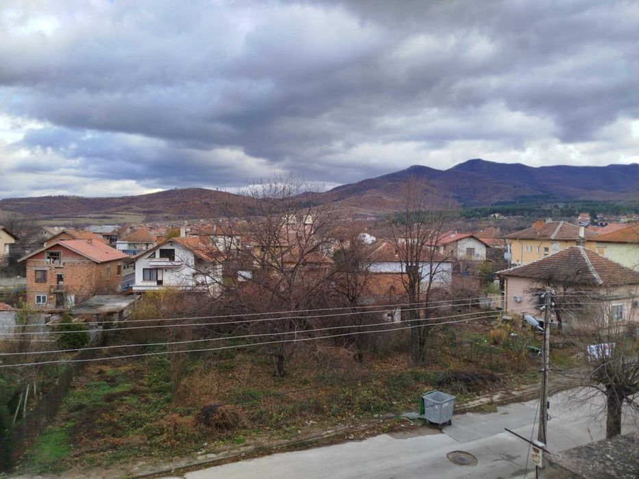 Продавам къща във Вършец, ремонтирана е до ключ