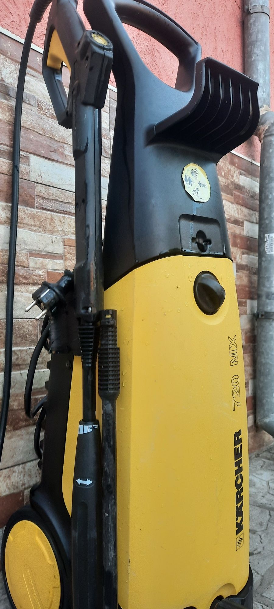 Отпушване на канали Водоструйка Karcher k7.20 3kw160bar220v НайВисок