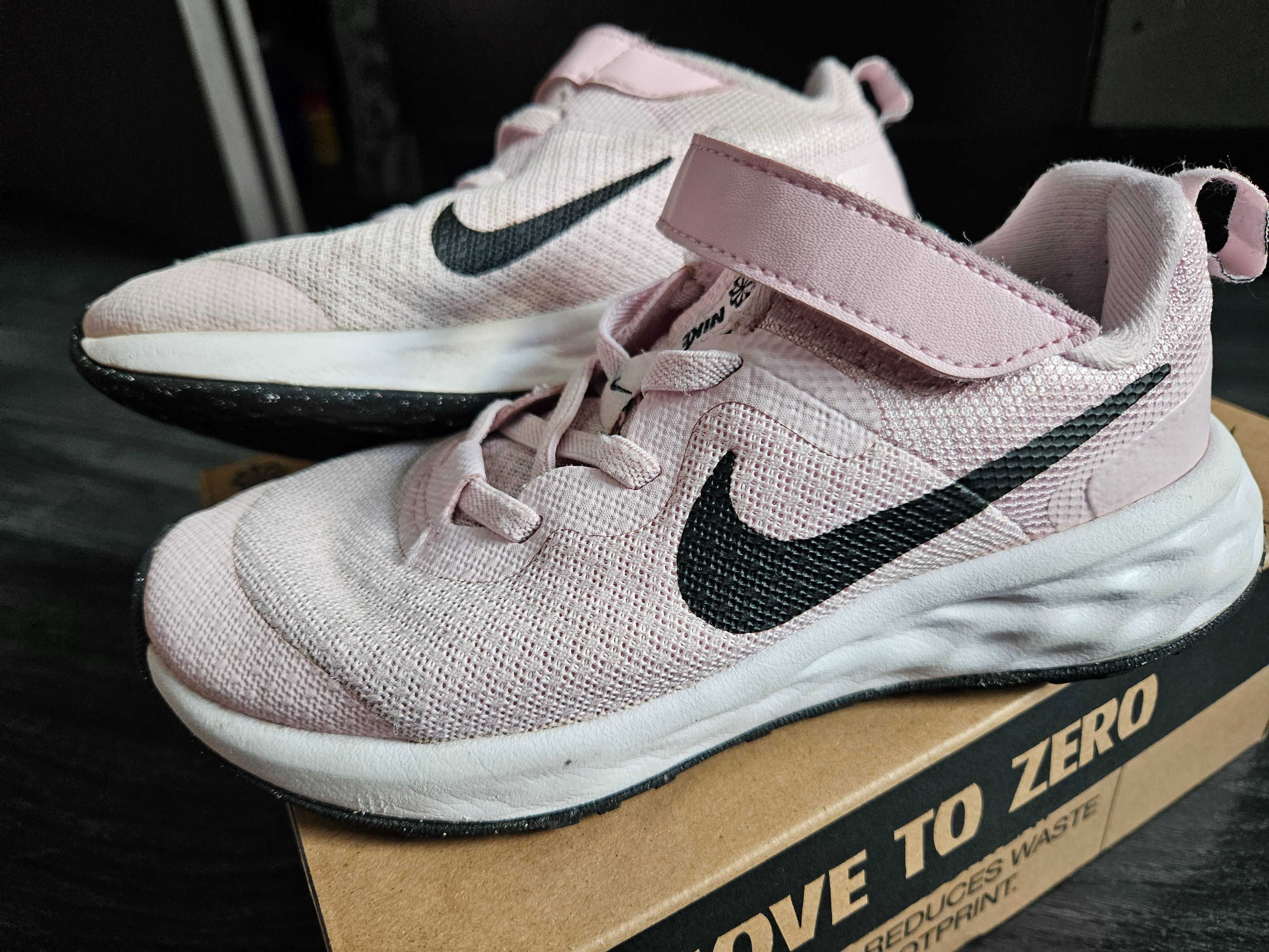 Маратонки Nike, номер 28 1/2