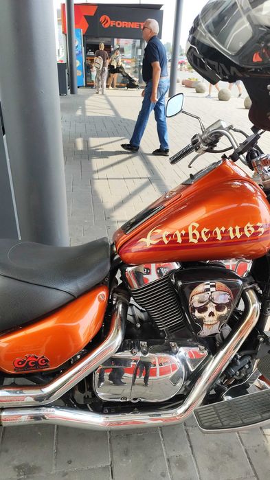 Suzuki Intruder 1500