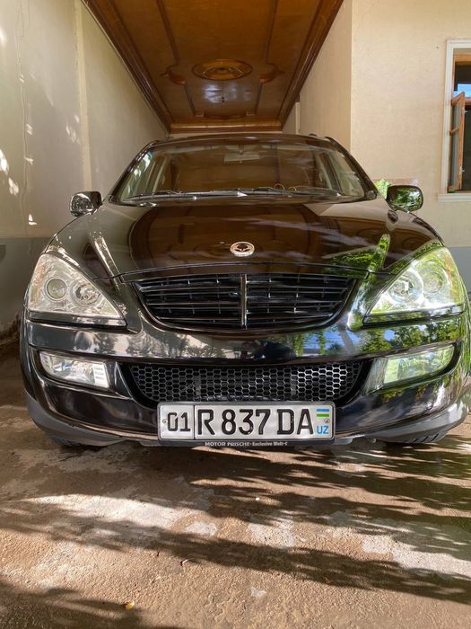 Санг йонг камерон.