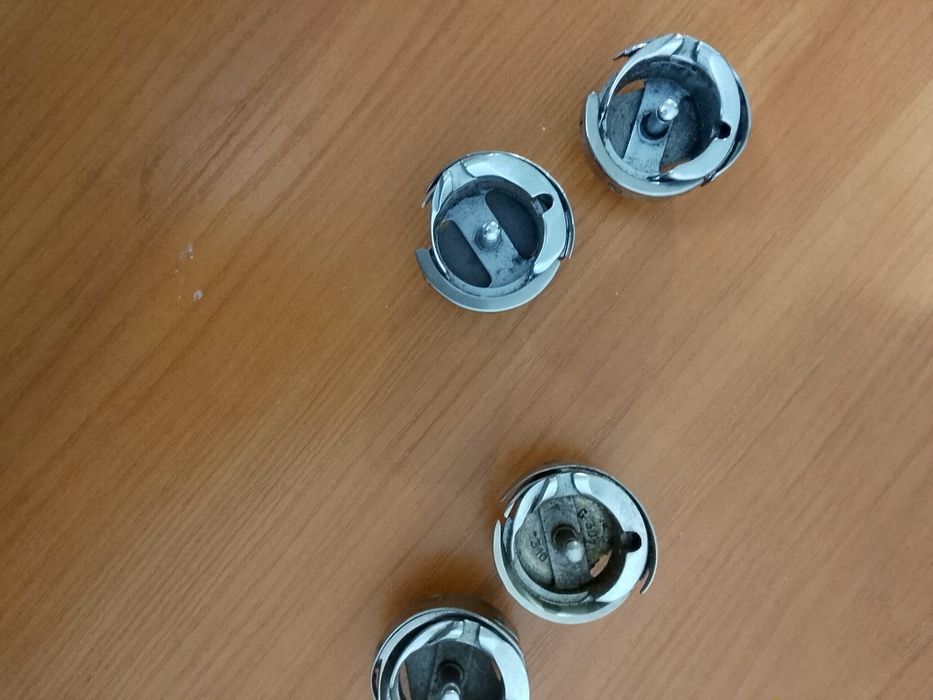 Челнок для швейных машин