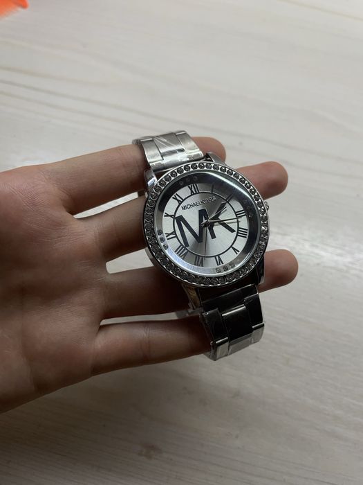 Часы  Mlchael kors