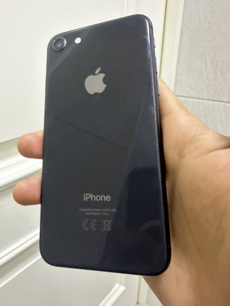 iPhone 8 64гб смартфон