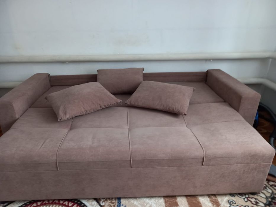 Продам диван книжка в отличном состоянии 50 000 тыс