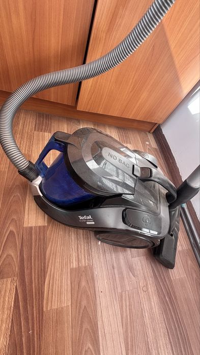 Пылесос Tefal рабочий