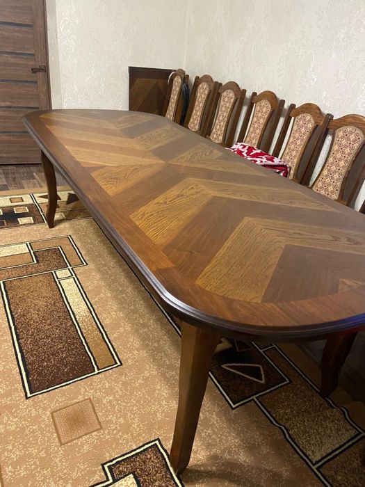 Деревянный раздвижной стол