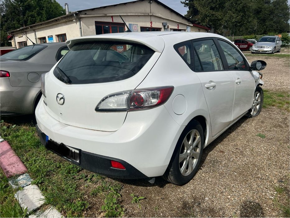 Lampa stop stanga dreapta pe haion Mazda 3 BL 2009-2013 hatcback