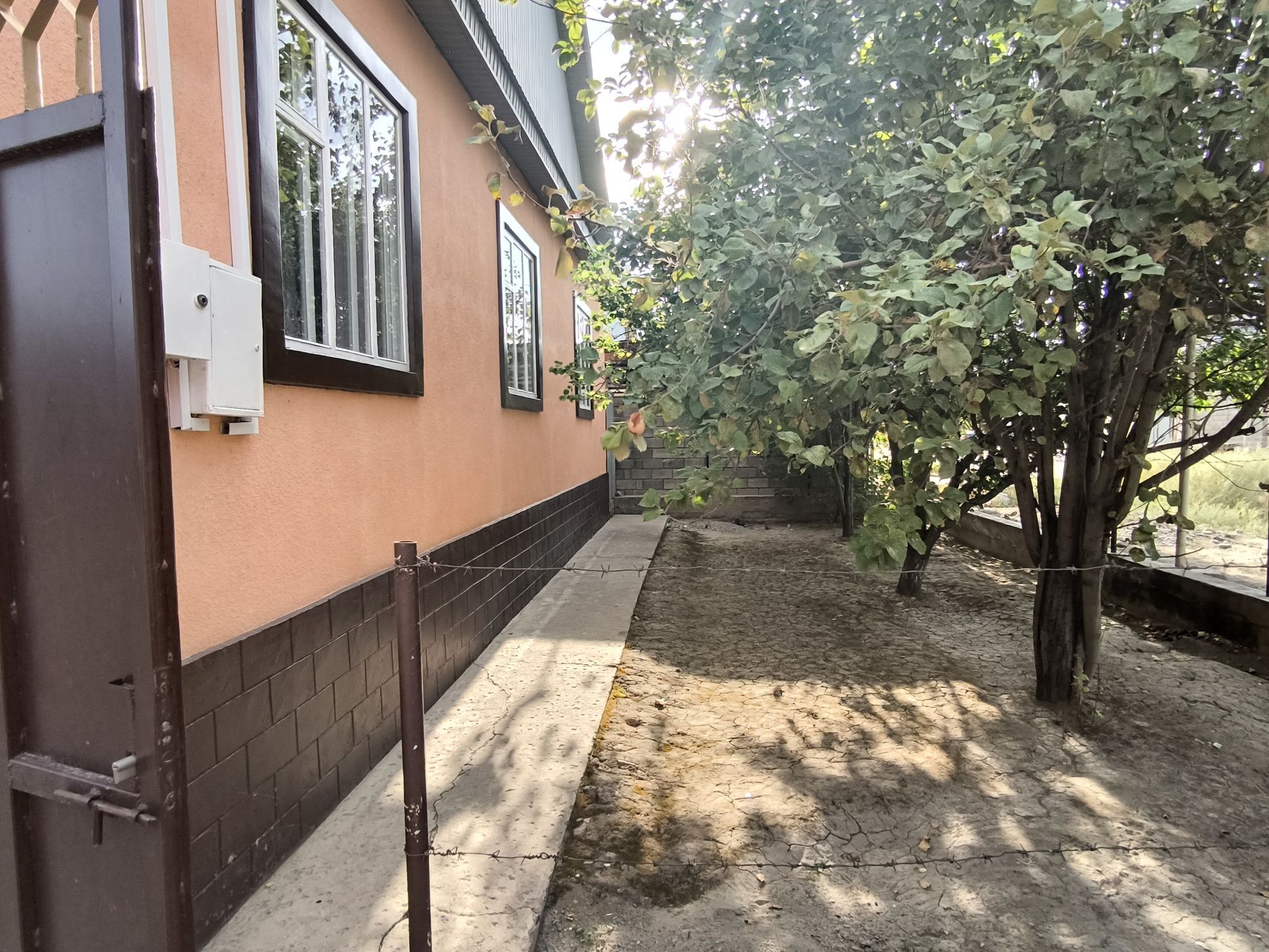 Продается дом, в верхней части города