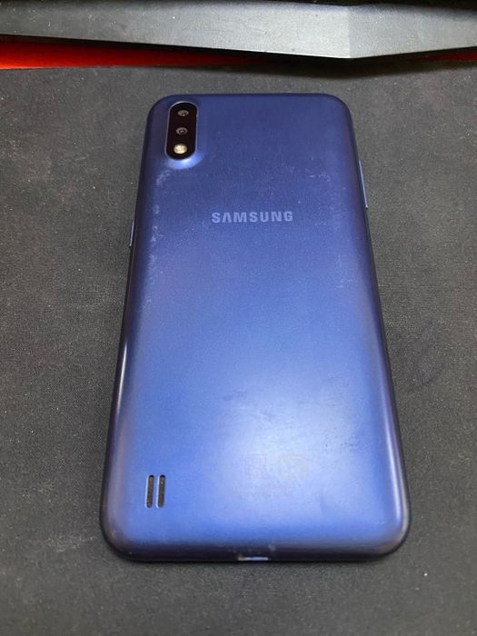 Samsung a01            .