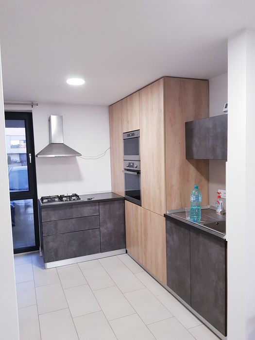 Vila Cubic 6 in complex rezidential cu loc de joaca si piscina.