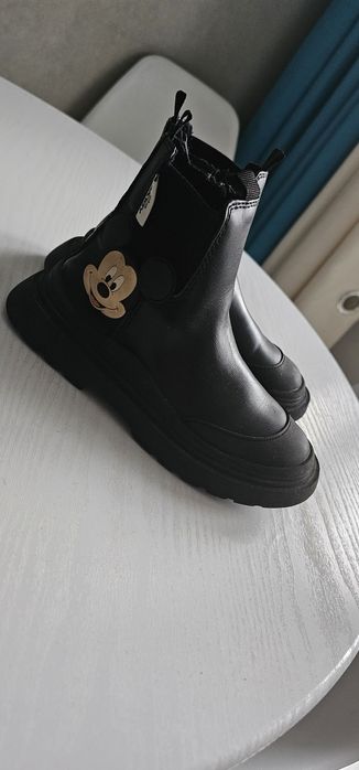 Детские сапоги на девочку