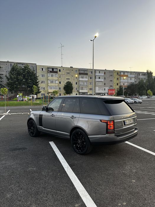 Vând Range Rover Vogue SDV8// 4.4d// 2014