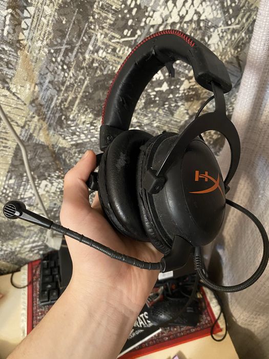 Продаю наушники hyper x