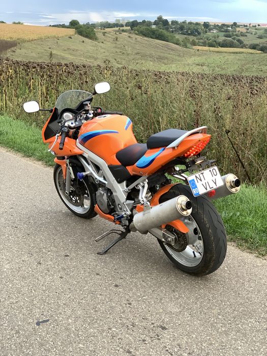 Suzuki sv1000S