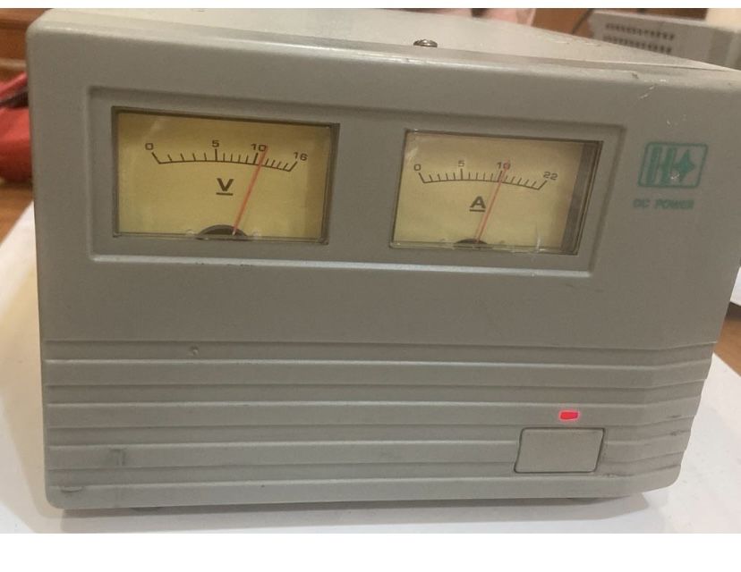 Блок питания для радиостанции DWC-12AM  б/у продаю